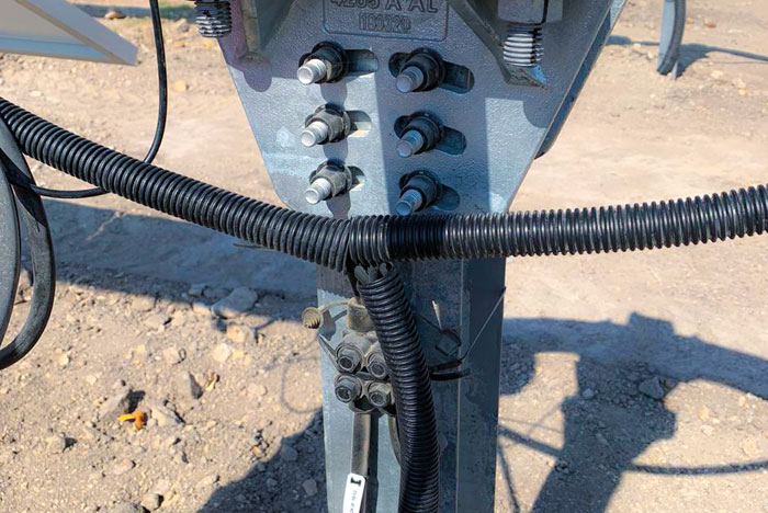 Instalaci&oacute;n de tuber&iacute;a el&eacute;ctrica en exteriores