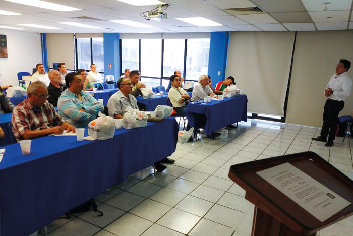 Capacitaci&oacute;n semanal Americ