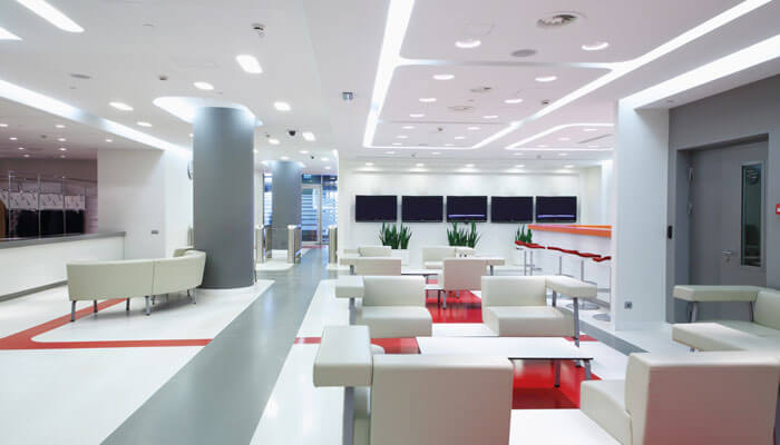 Centros de trabajo con iluminaci&oacute;n adecuada