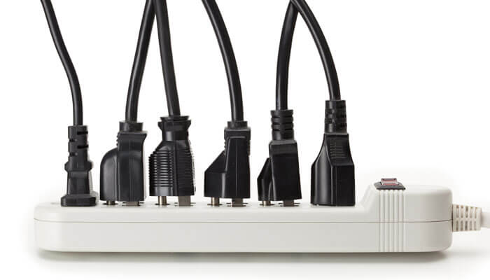 Cordones de alimentaci&oacute;n