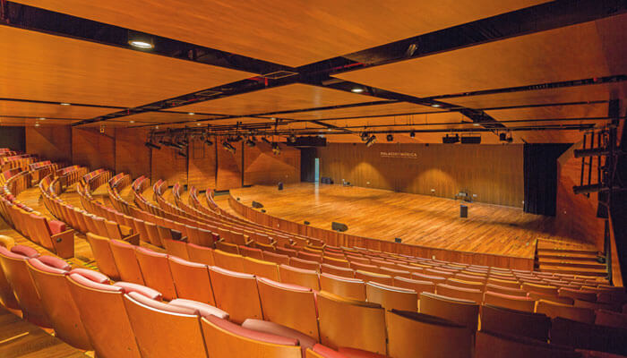 Escenario del palacio de la m&uacute;sica